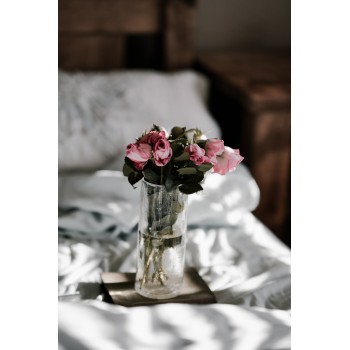 WHITE BED LINEN SET (2 pillowcases, bed sheet, duvet cover) WHITE BED LINEN SET (2 pillowcases, bed sheet, duvet cover)